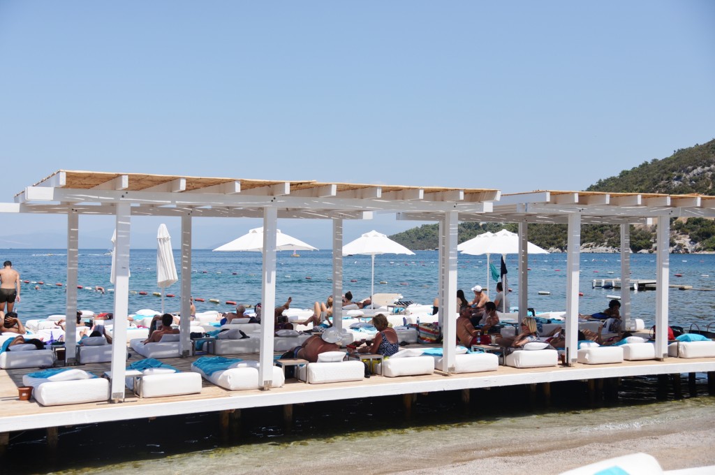 flamm beach club 10