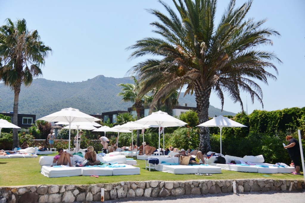 flamm beach club 6
